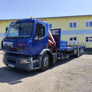 foto 19t Renault 9m+HDS Fassi