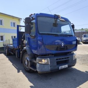 foto 19t Renault 9m+HDS Fassi