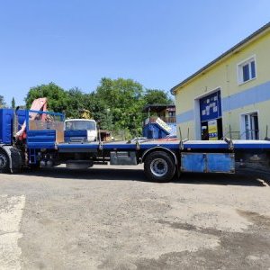 foto 19t Renault 9m+HDS Fassi