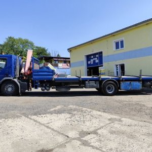 foto 19t Renault 9m+HDS Fassi