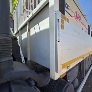 foto 6x4 Renault 32t +(2014) HIAB 188 radio